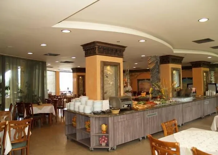 ホテル Kamenec 4*