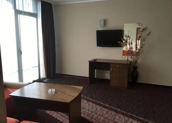 Kamenec 4* キテン