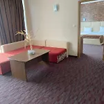 Kamenec فندق