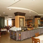 Szálloda Kamenec 4*