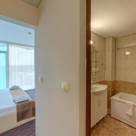 Отель Kamenec Китен