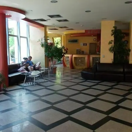 Отель Kamenec Китен