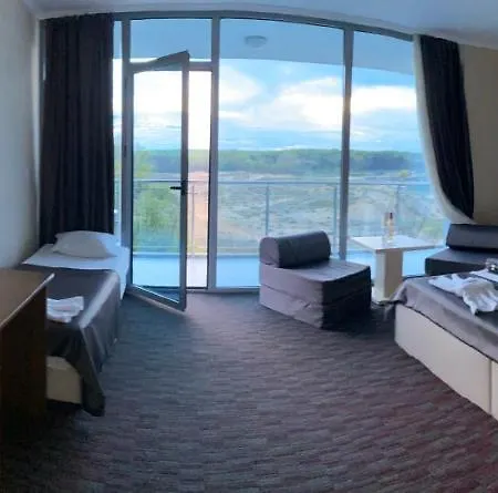 Kamenec 4* Китен